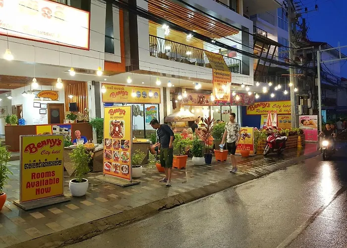 Benny\'S City Hotel